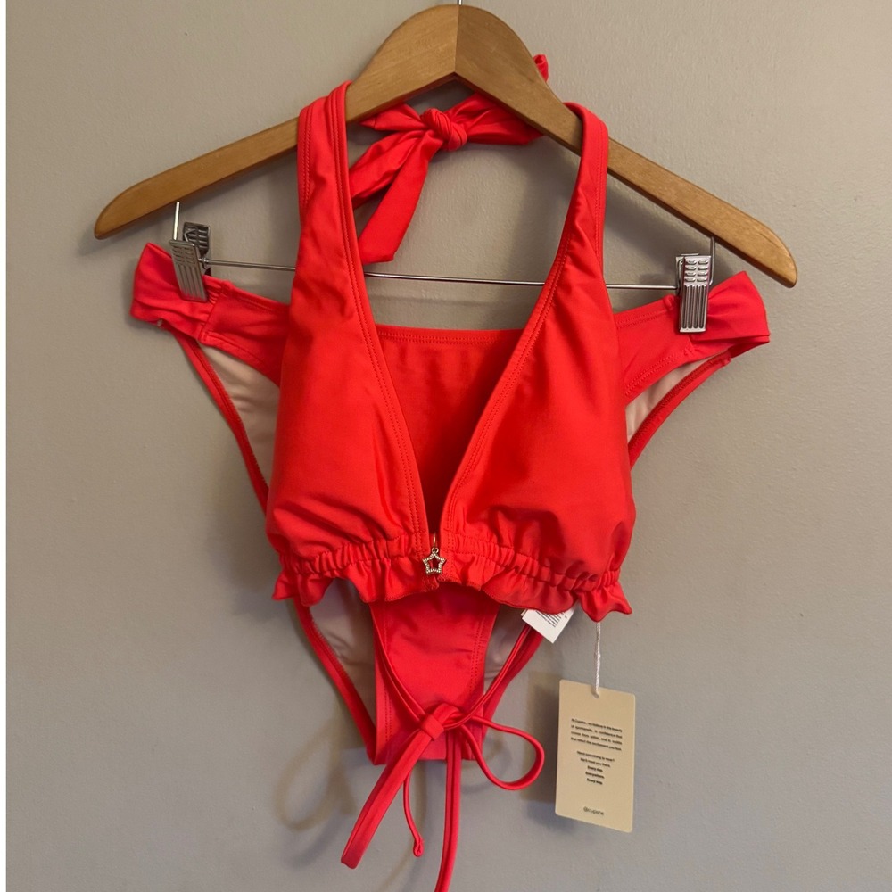 CUPSHE Flash Forward Red Halter Bikini Set CAA12C5M125EE Large NEW with Tags